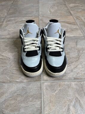 Air Jordan 4 Retro Platinum Gold PS Shoe Size 13c Gray FZ8586-070 Preowned